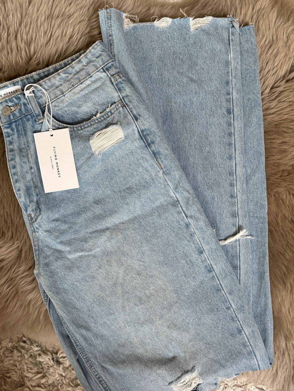Flying Monkey Black Label distressed size 29 jeans